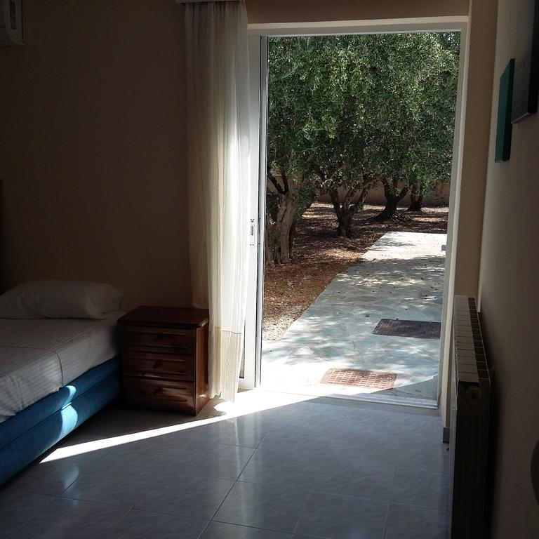מסטיכרי Villa Leonidas מראה חיצוני תמונה