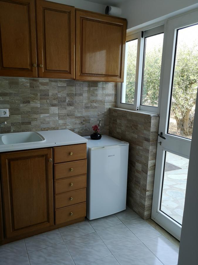 מסטיכרי Villa Leonidas מראה חיצוני תמונה