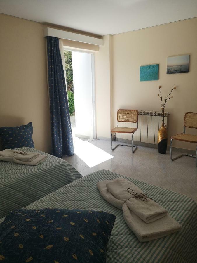 מסטיכרי Villa Leonidas מראה חיצוני תמונה
