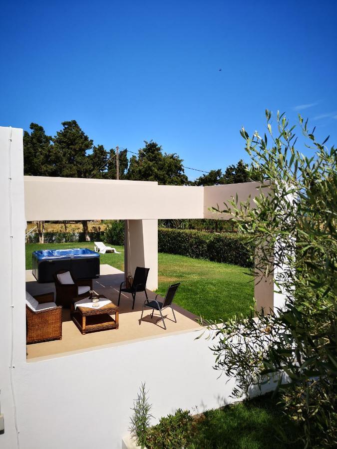 מסטיכרי Villa Leonidas מראה חיצוני תמונה